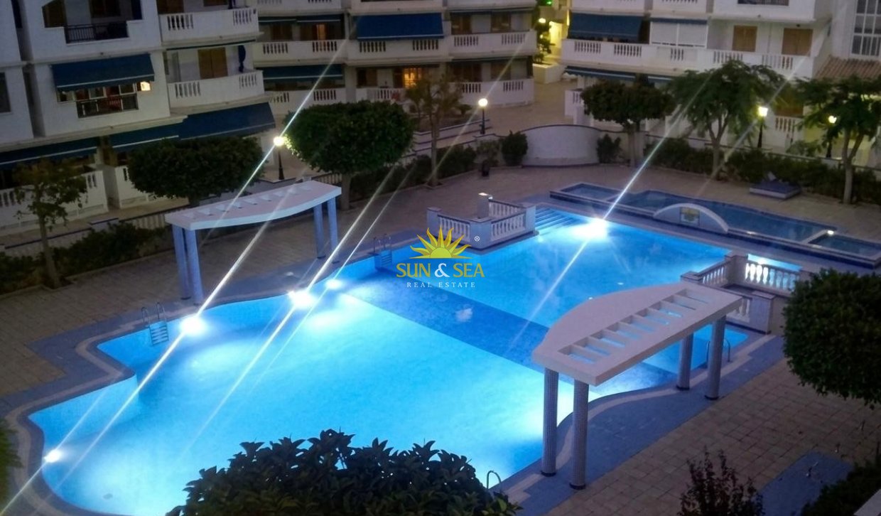 Alquiler a largo plazo - Apartamento - Torrevieja - torrevieja