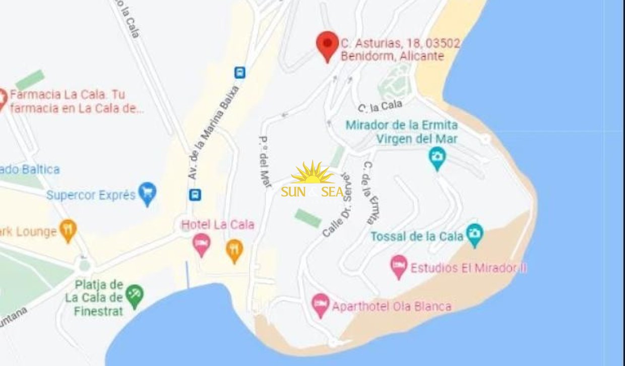 Alquiler a largo plazo - Chalet - Benidorm - Playa Poniente