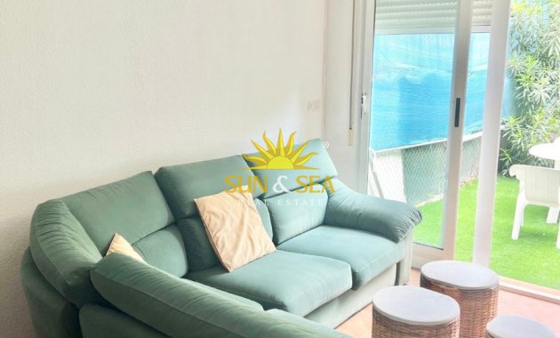 Alquiler a largo plazo - Chalet - Benidorm - Playa Poniente