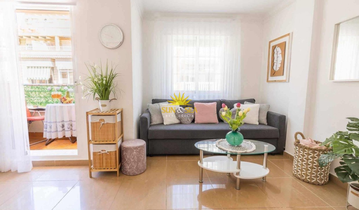 Alquiler a largo plazo - Apartamento - Torrevieja - torrevieja
