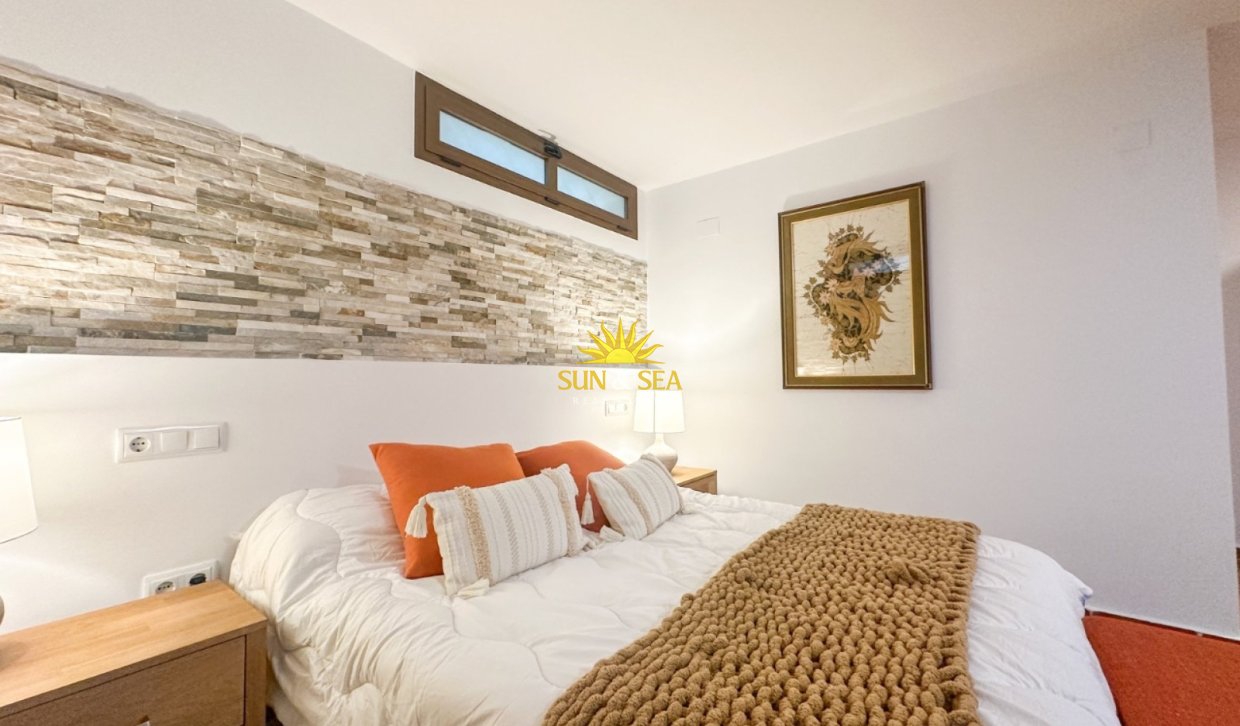 Reventa - Villa Independiente - Orihuela Costa