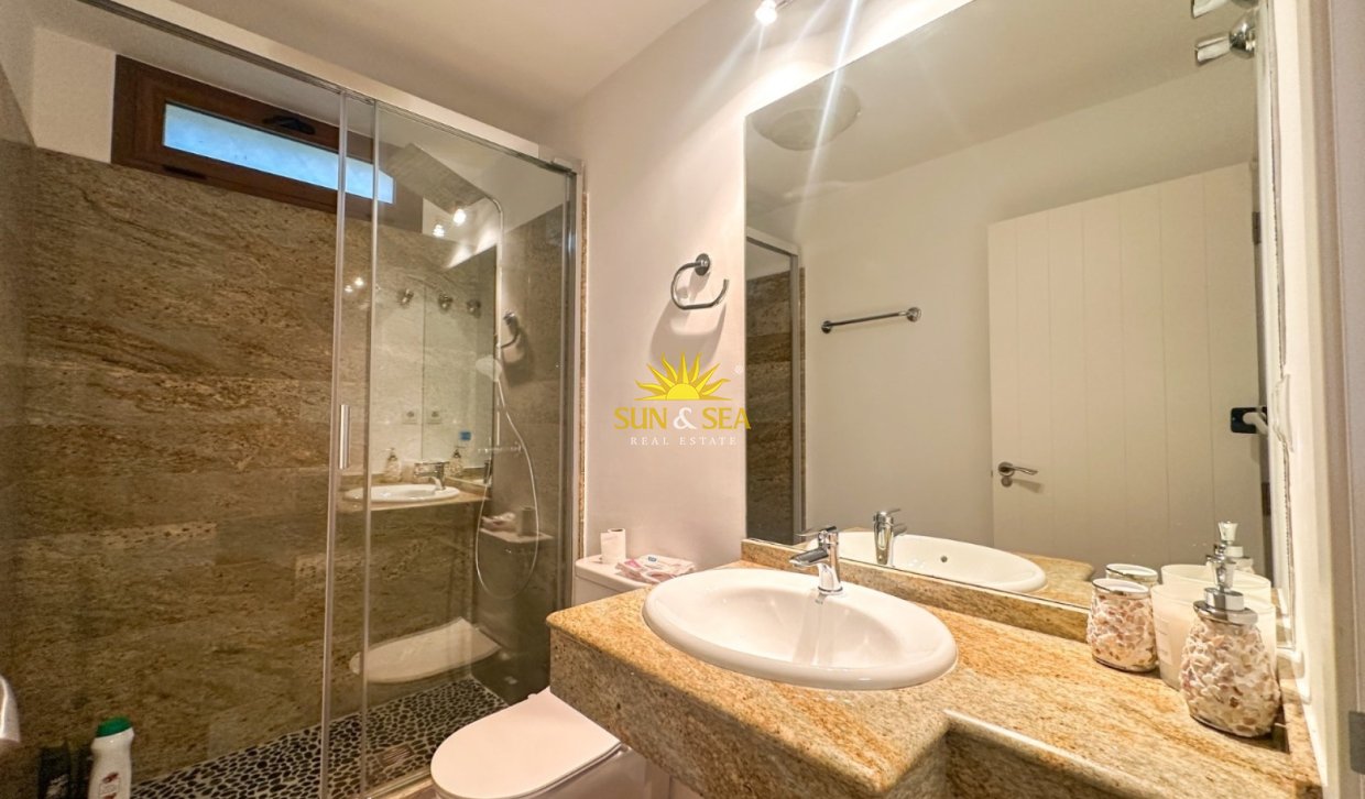Reventa - Villa Independiente - Orihuela Costa