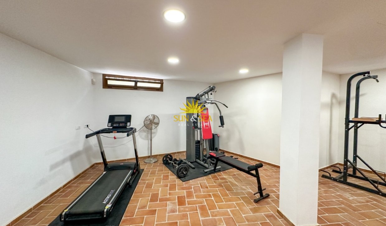 Reventa - Villa Independiente - Orihuela Costa