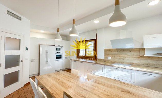 Reventa - Villa Independiente - Orihuela Costa