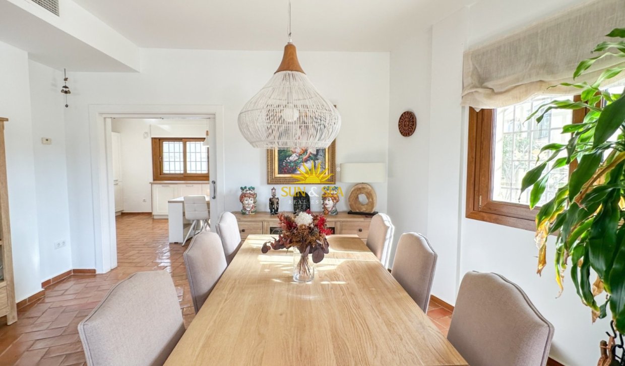 Reventa - Villa Independiente - Orihuela Costa