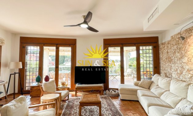 Reventa - Villa Independiente - Orihuela Costa