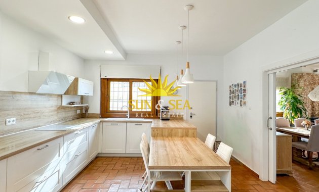 Reventa - Villa Independiente - Orihuela Costa