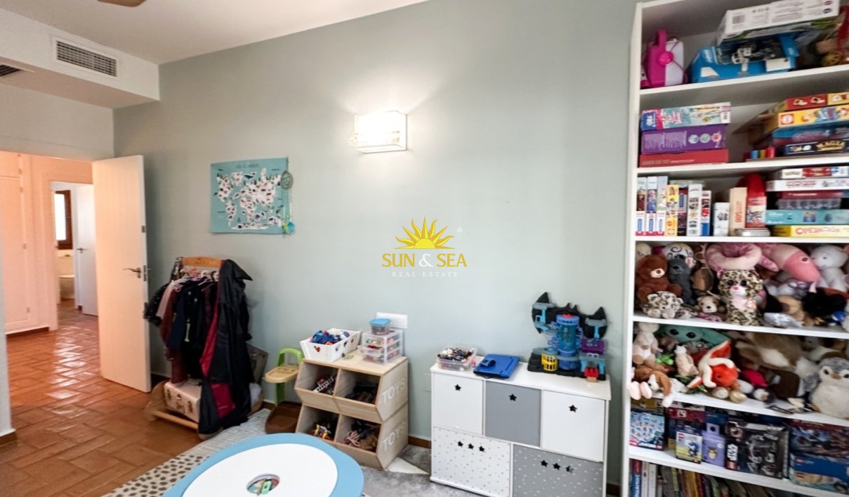 Reventa - Villa Independiente - Orihuela Costa