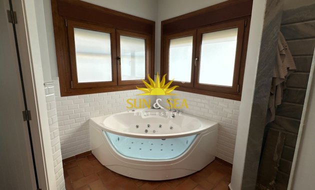 Reventa - Villa Independiente - Orihuela Costa