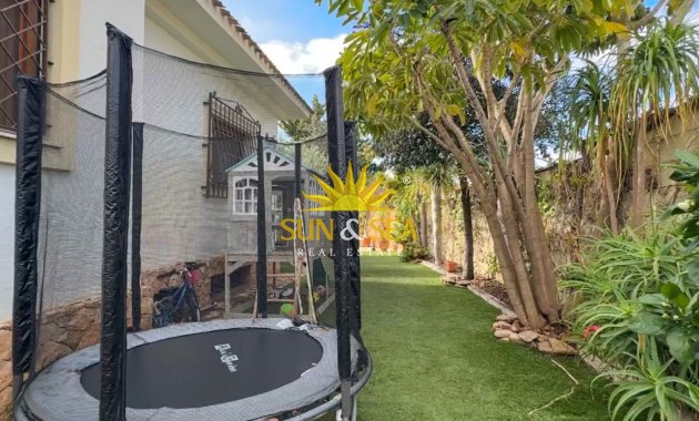 Reventa - Villa Independiente - Orihuela Costa