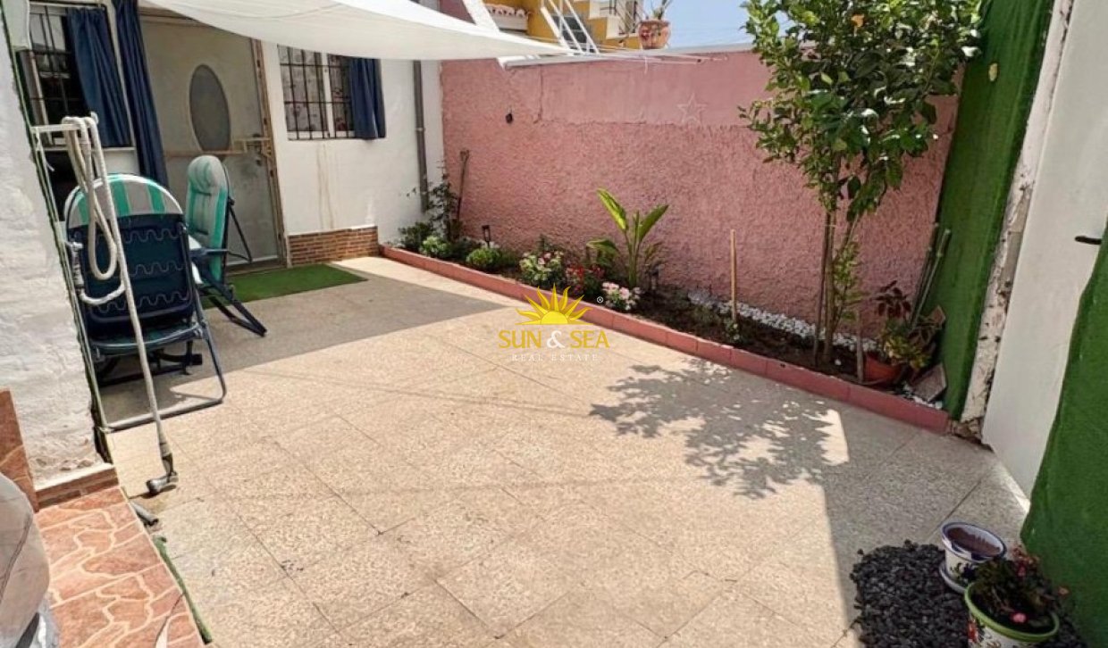 Alquiler a largo plazo - Ground Floor - Torrevieja - Torretas