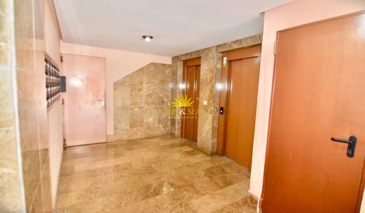 Resale - Penthouse - Torrevieja - torrevieja