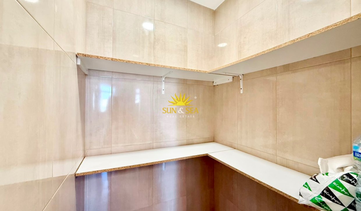 Location à long terme - Appartement - Alicante (Alacant)