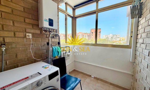 Location à long terme - Appartement - Alicante (Alacant)