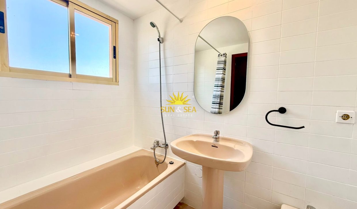 Location à long terme - Appartement - Alicante (Alacant)