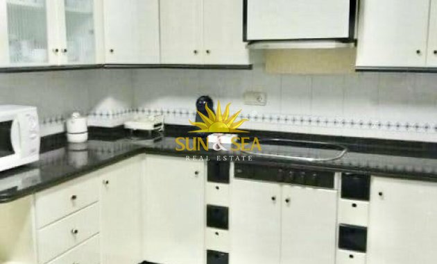 Location à long terme - Appartement - Alicante (Alacant)