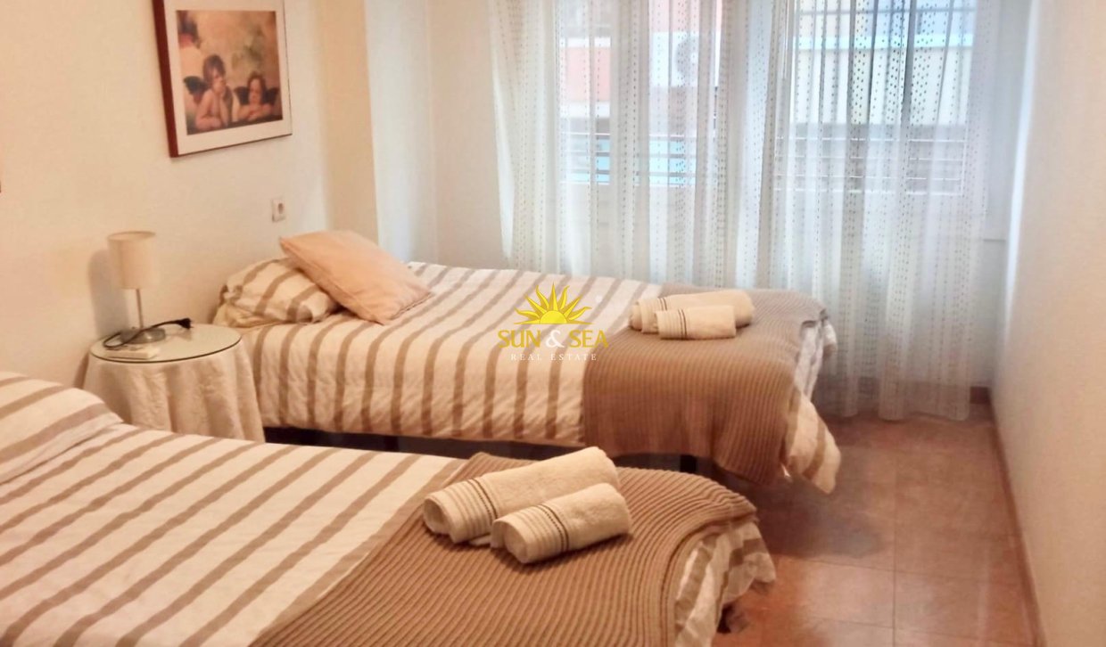Location à long terme - Appartement - Alicante (Alacant)