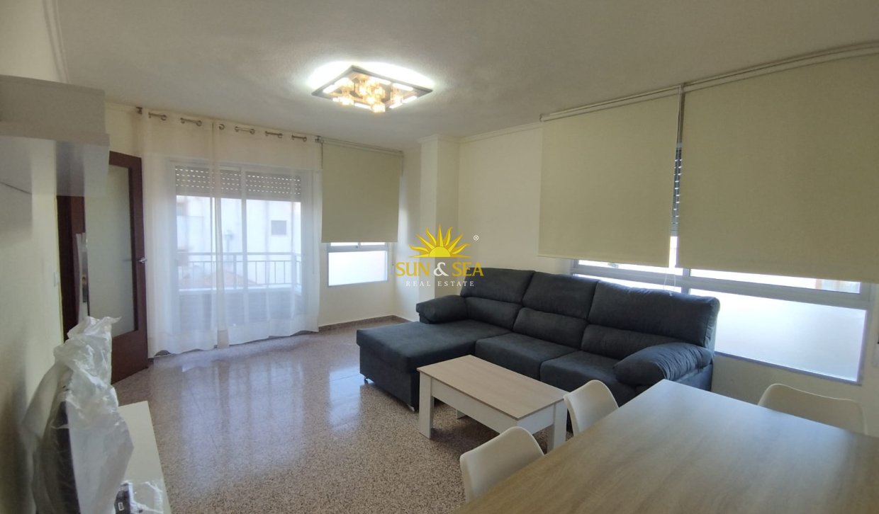 Location à long terme - Appartement - Almoradí