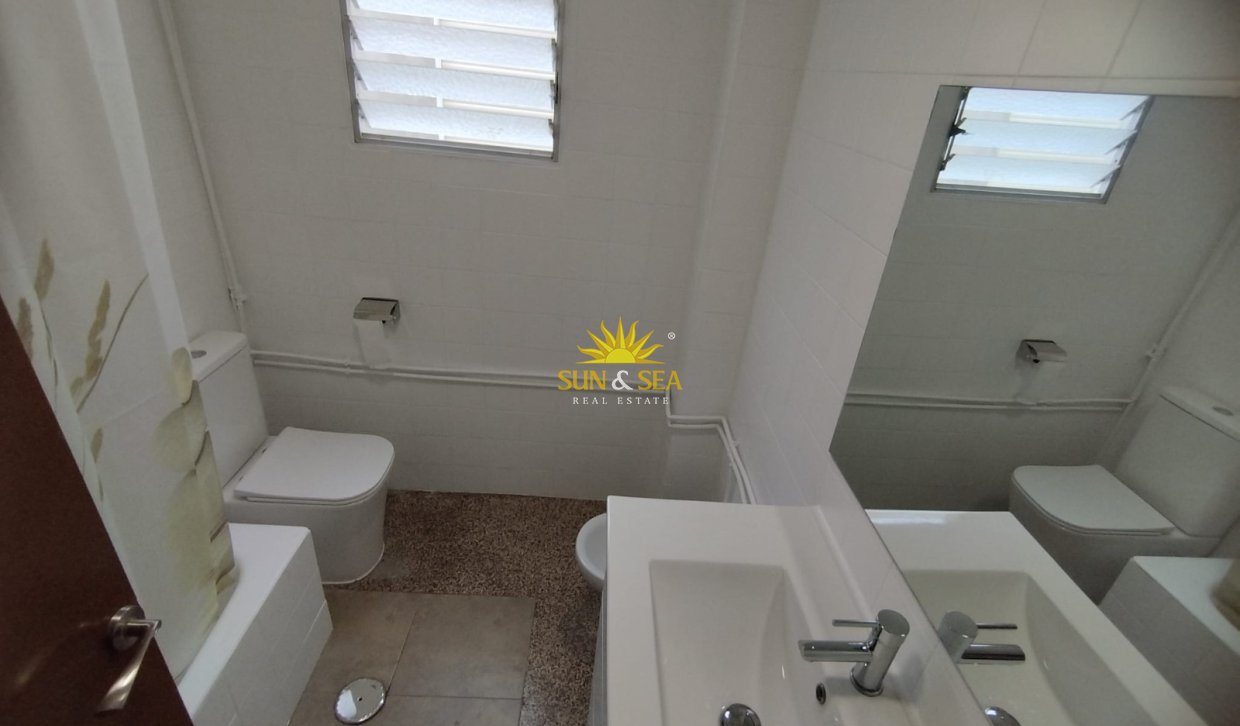 Location à long terme - Appartement - Almoradí