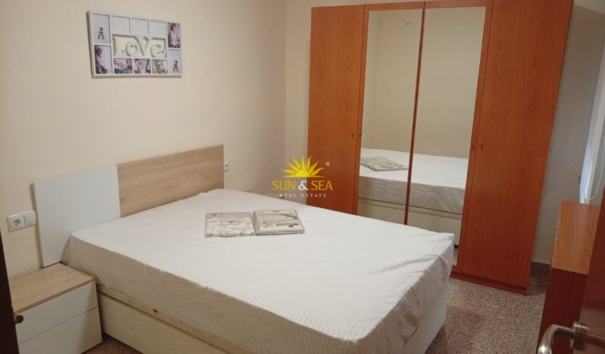 Location à long terme - Appartement - Almoradí