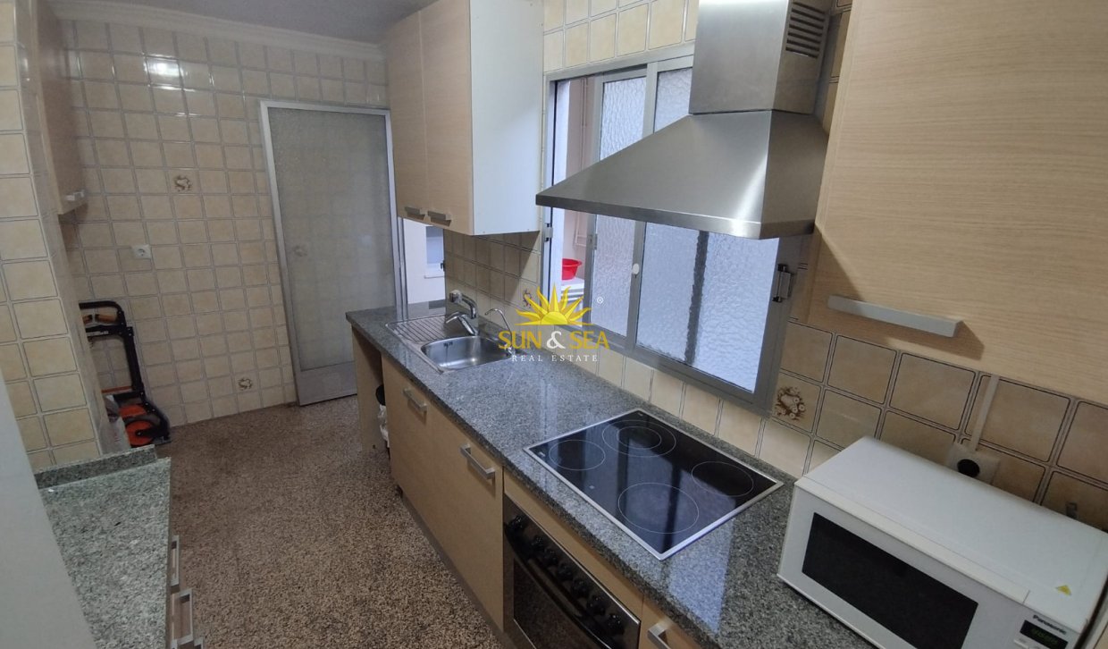 Location à long terme - Appartement - Almoradí