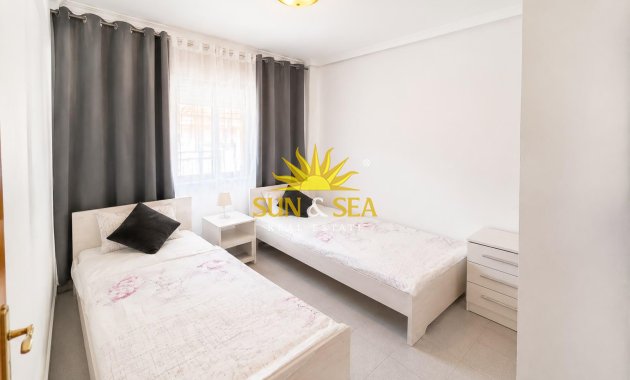 Revente - Appartement - Torrevieja - El Chaparral
