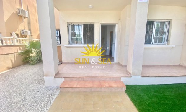 Revente - Maison mitoyenne - Torrevieja - Torretas