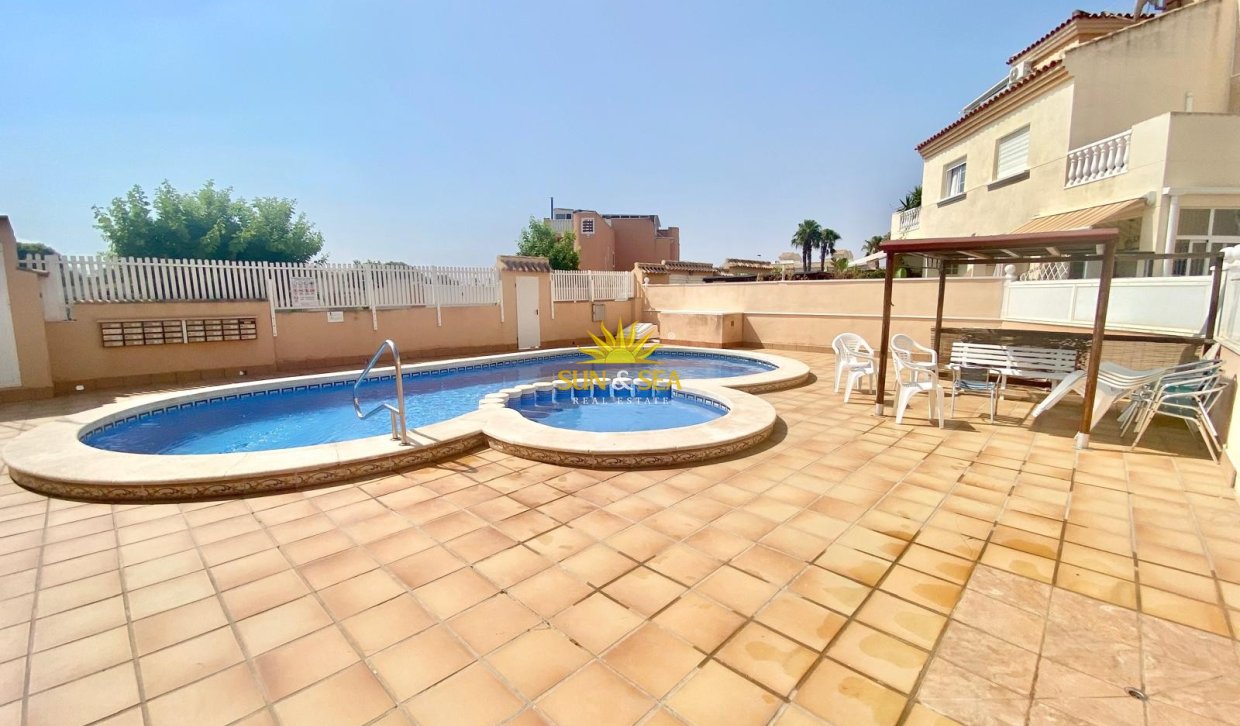 Revente - Maison mitoyenne - Torrevieja - Torretas