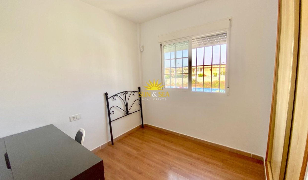 Revente - Maison mitoyenne - Torrevieja - Torretas
