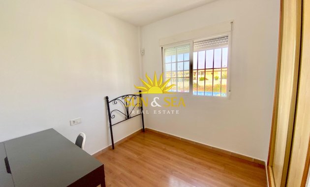 Revente - Maison mitoyenne - Torrevieja - Torretas