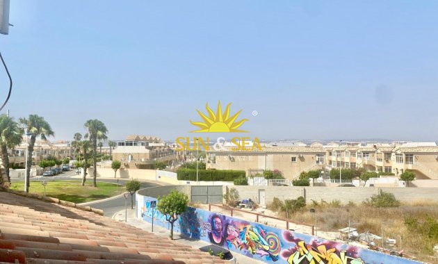 Revente - Maison mitoyenne - Torrevieja - Torretas