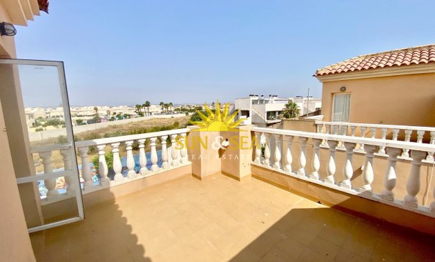 Revente - Maison mitoyenne - Torrevieja - Torretas