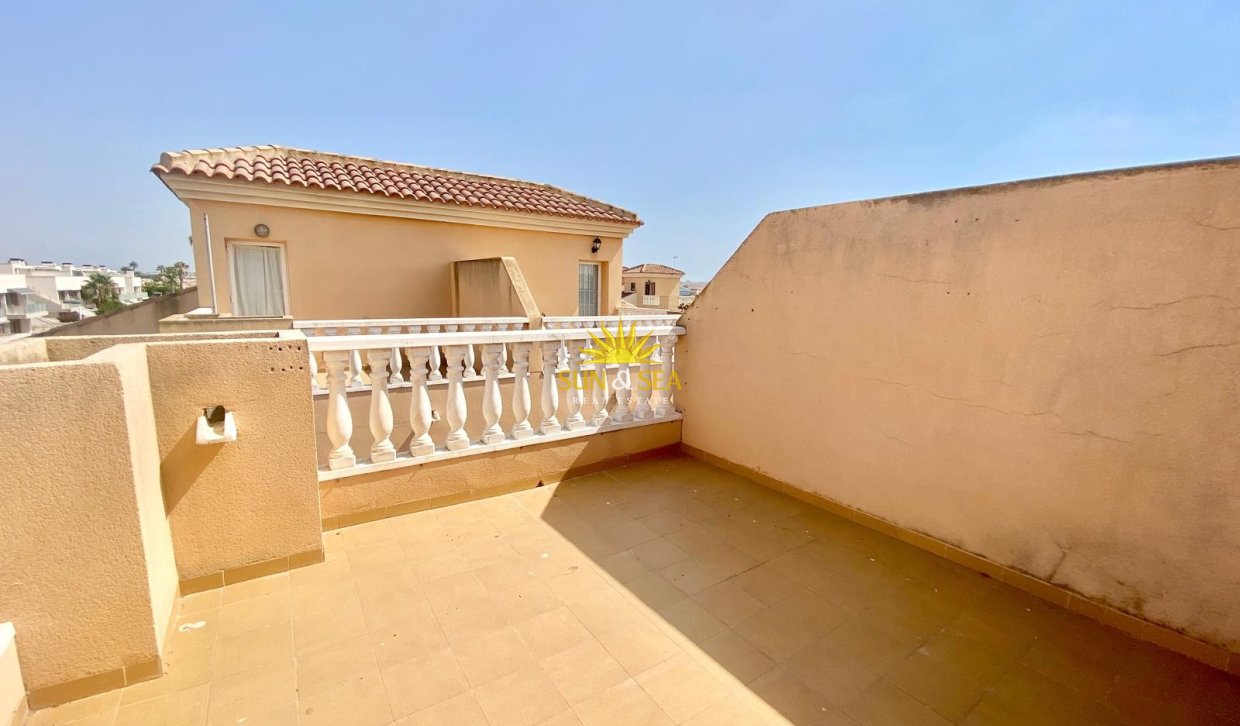 Revente - Maison mitoyenne - Torrevieja - Torretas
