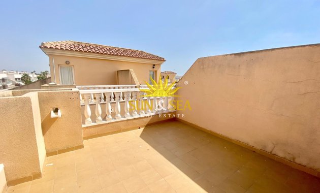Revente - Maison mitoyenne - Torrevieja - Torretas