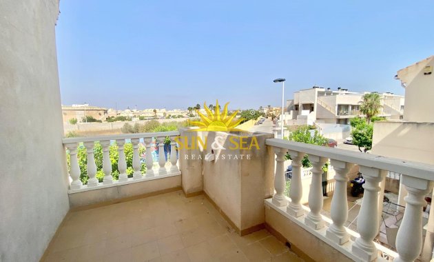 Revente - Maison mitoyenne - Torrevieja - Torretas