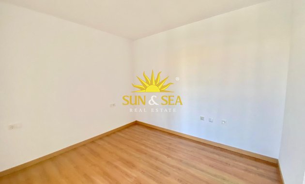 Revente - Maison mitoyenne - Torrevieja - Torretas