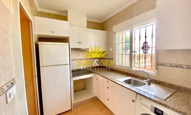 Revente - Maison mitoyenne - Torrevieja - Torretas