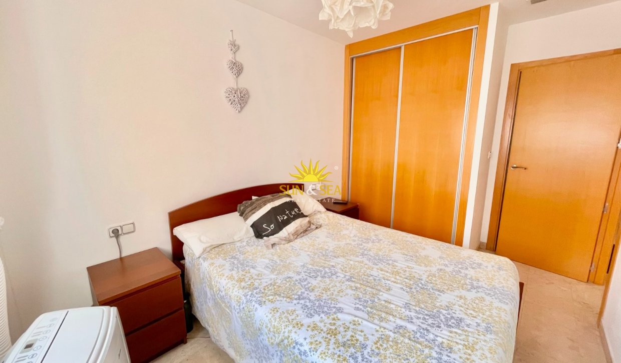 Kurzzeit-Vermietung - Wohnung - 