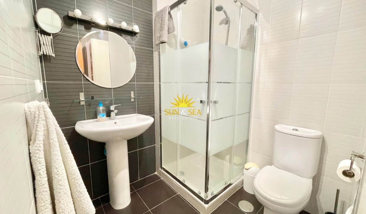Kurzzeit-Vermietung - Wohnung - 
