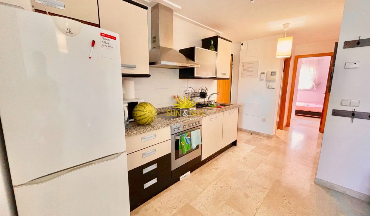 Kurzzeit-Vermietung - Wohnung - 
