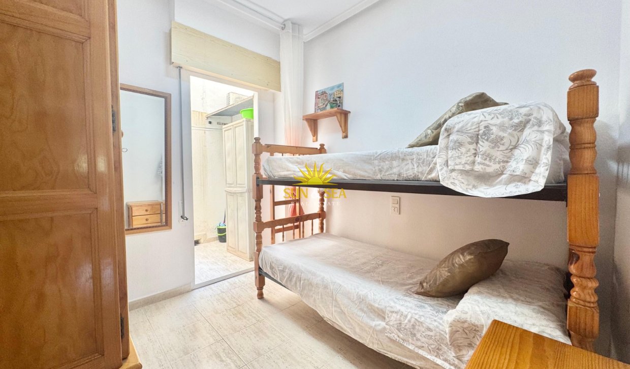Alquiler a largo plazo - Apartamento - Torrevieja - torrevieja