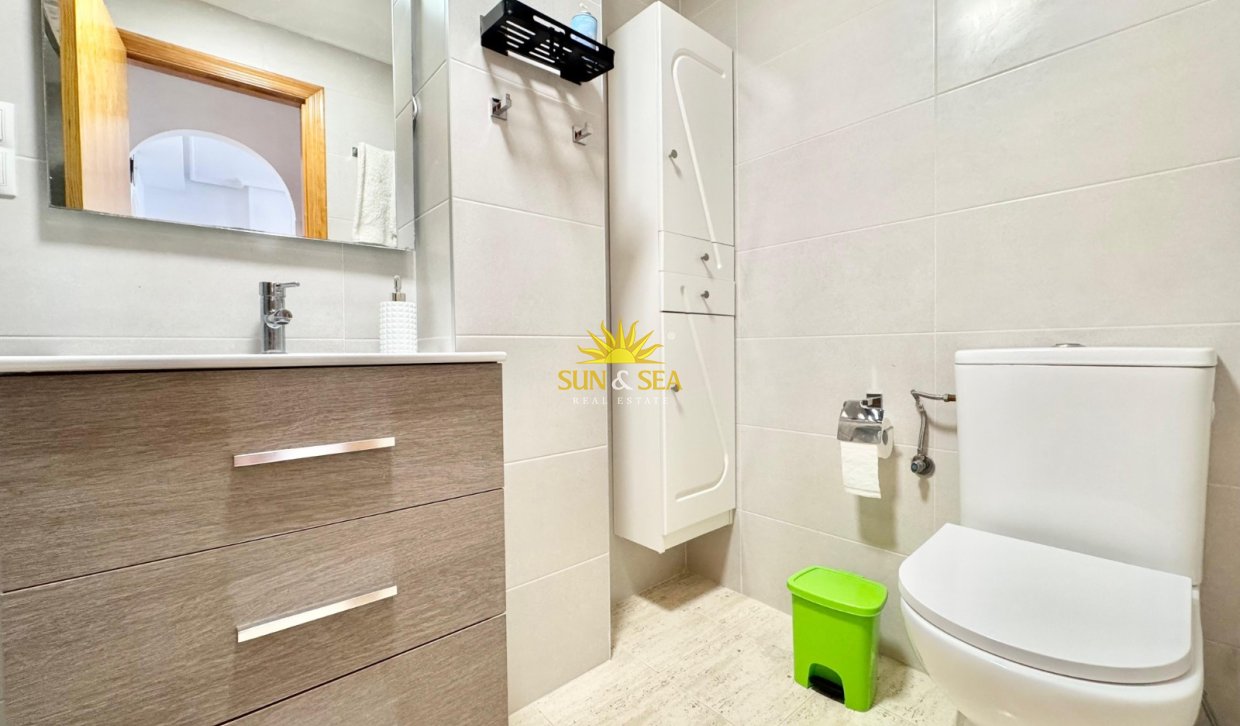 Alquiler a largo plazo - Apartamento - Torrevieja - torrevieja