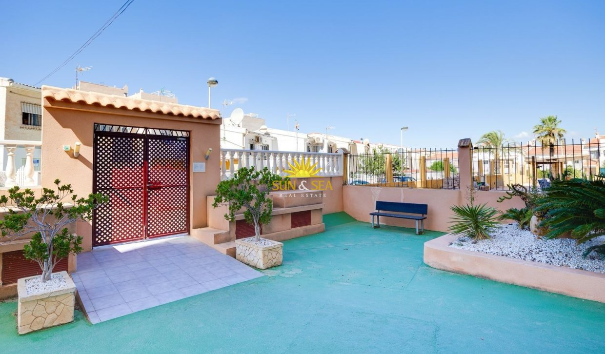 Alquiler a largo plazo - Apartamento - Torrevieja - torrevieja