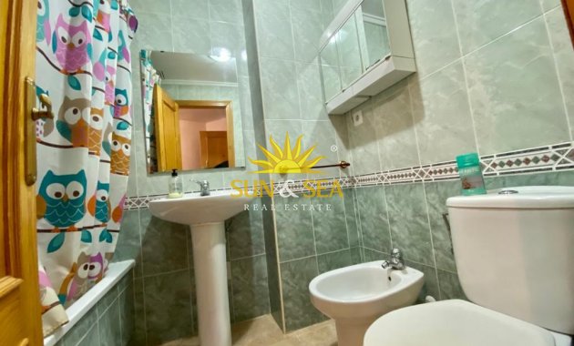 Wiederverkauf - Wohnung - Torrevieja - Centro
