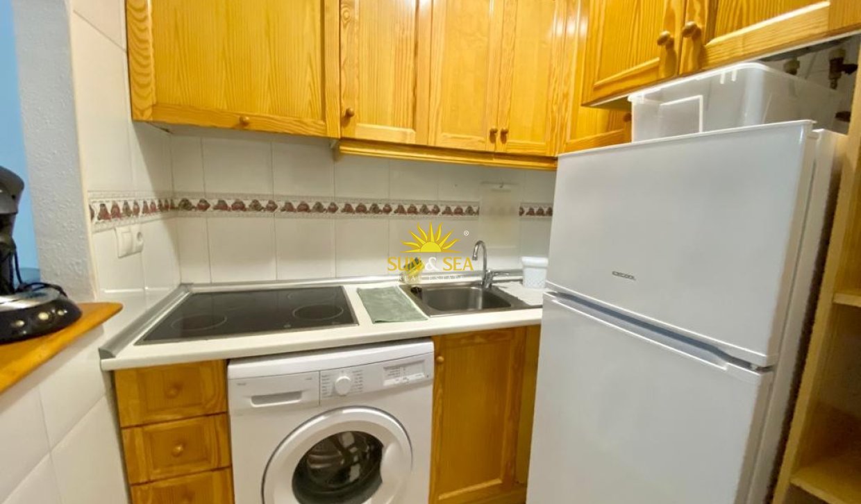 Wiederverkauf - Wohnung - Torrevieja - Centro