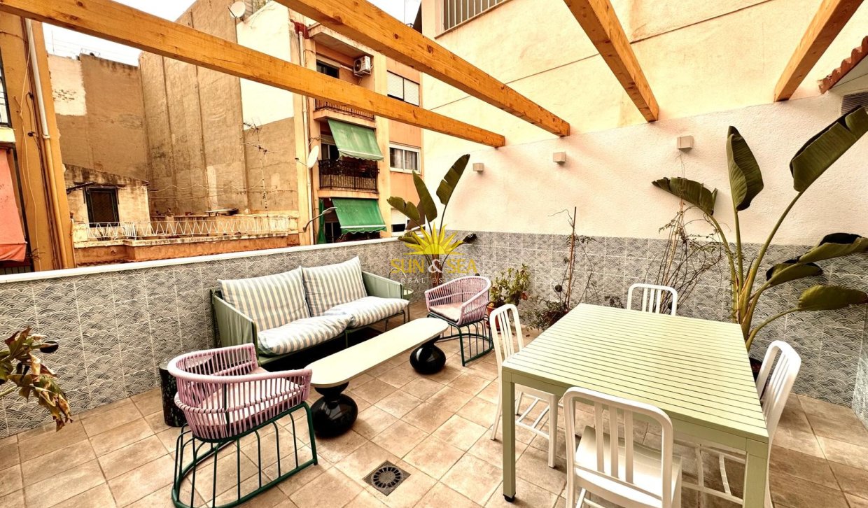 Alquiler a largo plazo - Duplex - Alicante - Carolinas Bajas