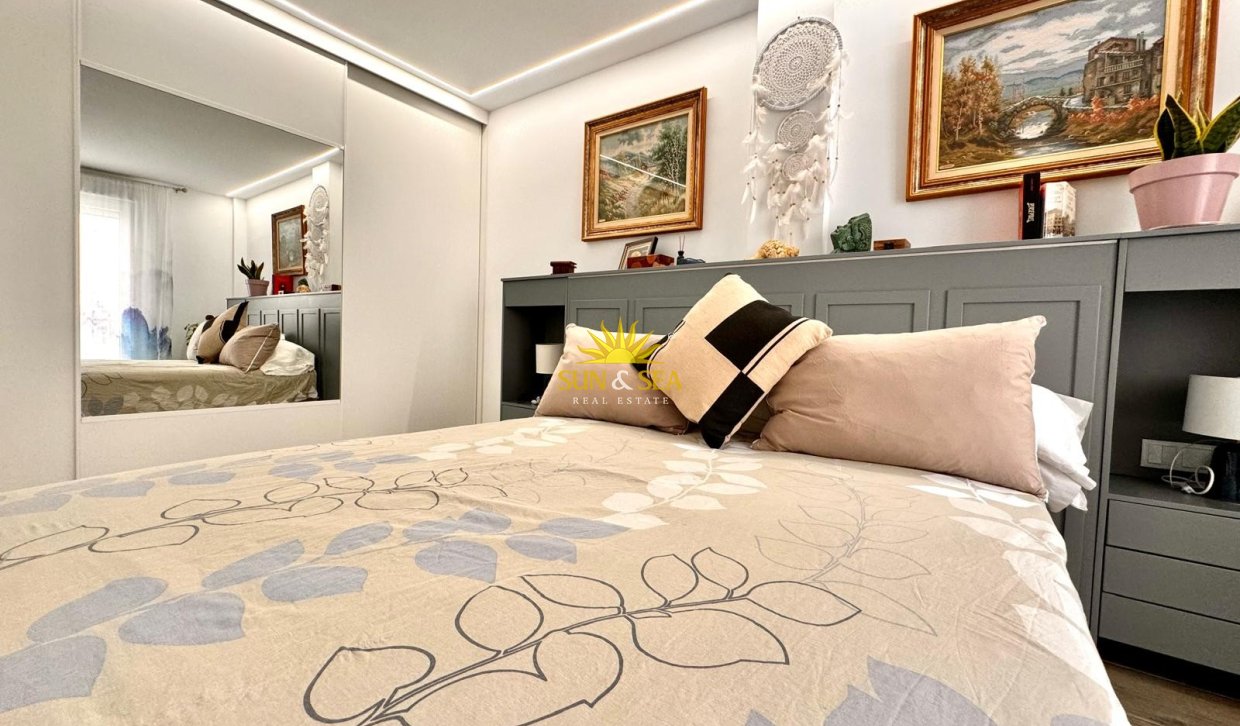 Alquiler a largo plazo - Duplex - Alicante - Carolinas Bajas