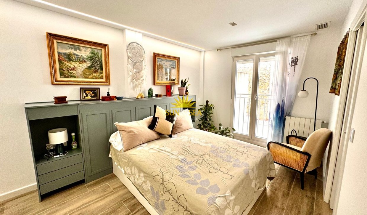 Alquiler a largo plazo - Duplex - Alicante - Carolinas Bajas