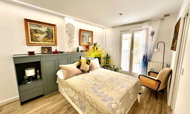 Alquiler a largo plazo - Duplex - Alicante - Carolinas Bajas