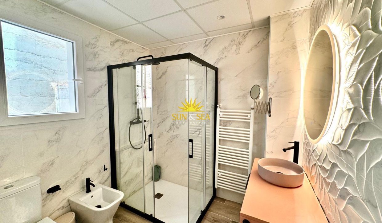 Alquiler a largo plazo - Duplex - Alicante - Carolinas Bajas